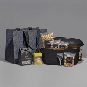 Yatta Elegant Escape Hamper
