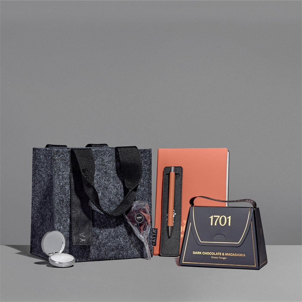 Yatta Elegant Essentials Hamper - Image 5