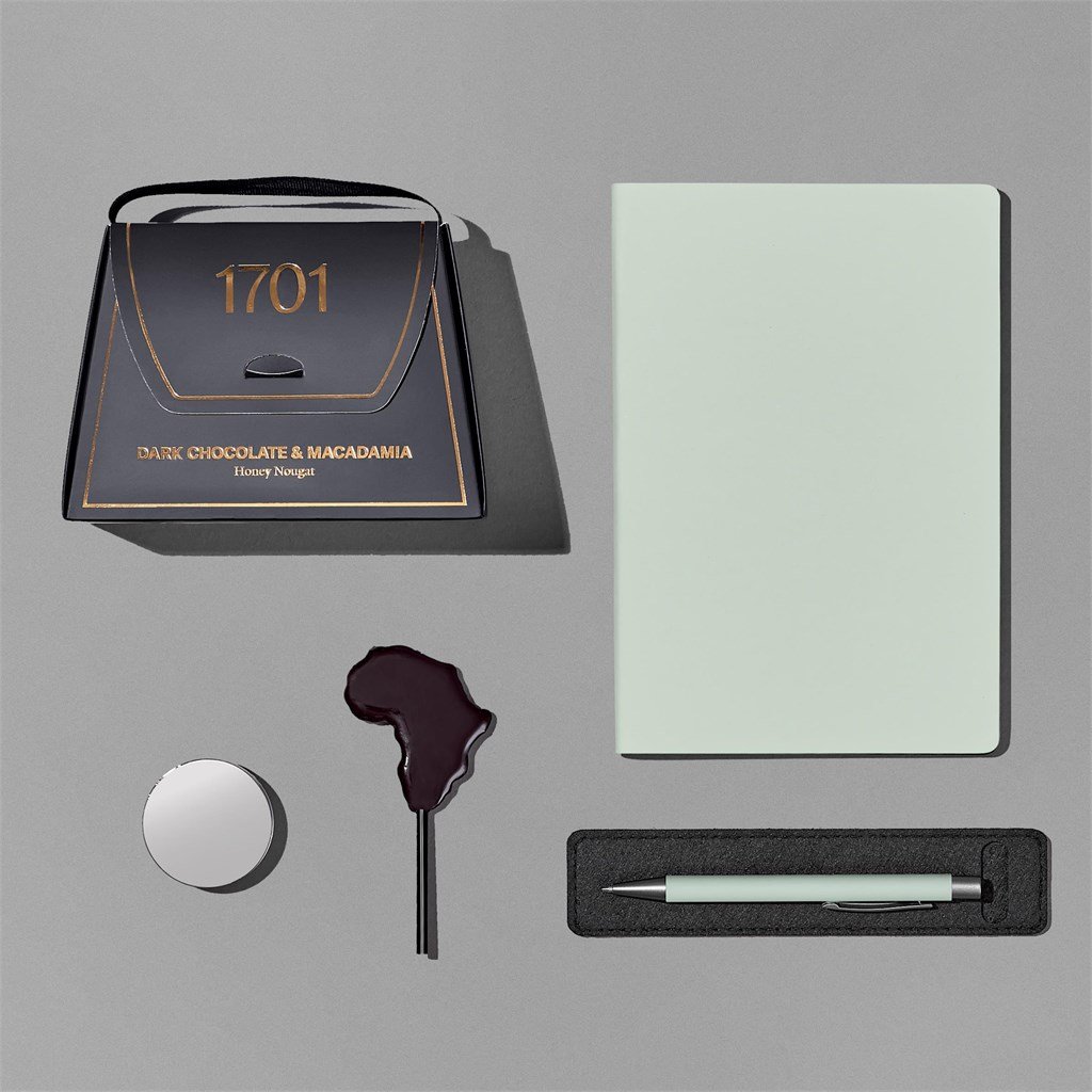 Yatta Elegant Essentials Hamper - Image 12