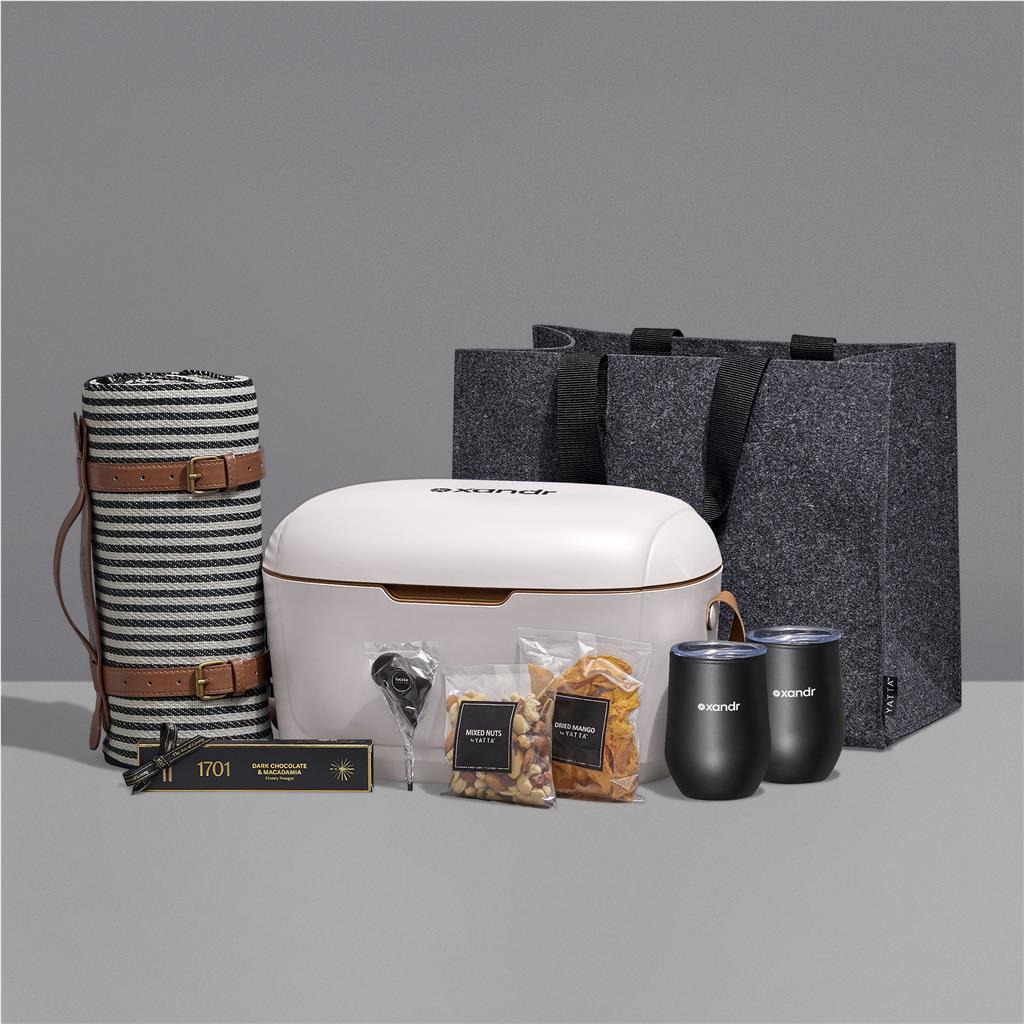 Yatta Sophisticated Soiree Hamper - Image 11