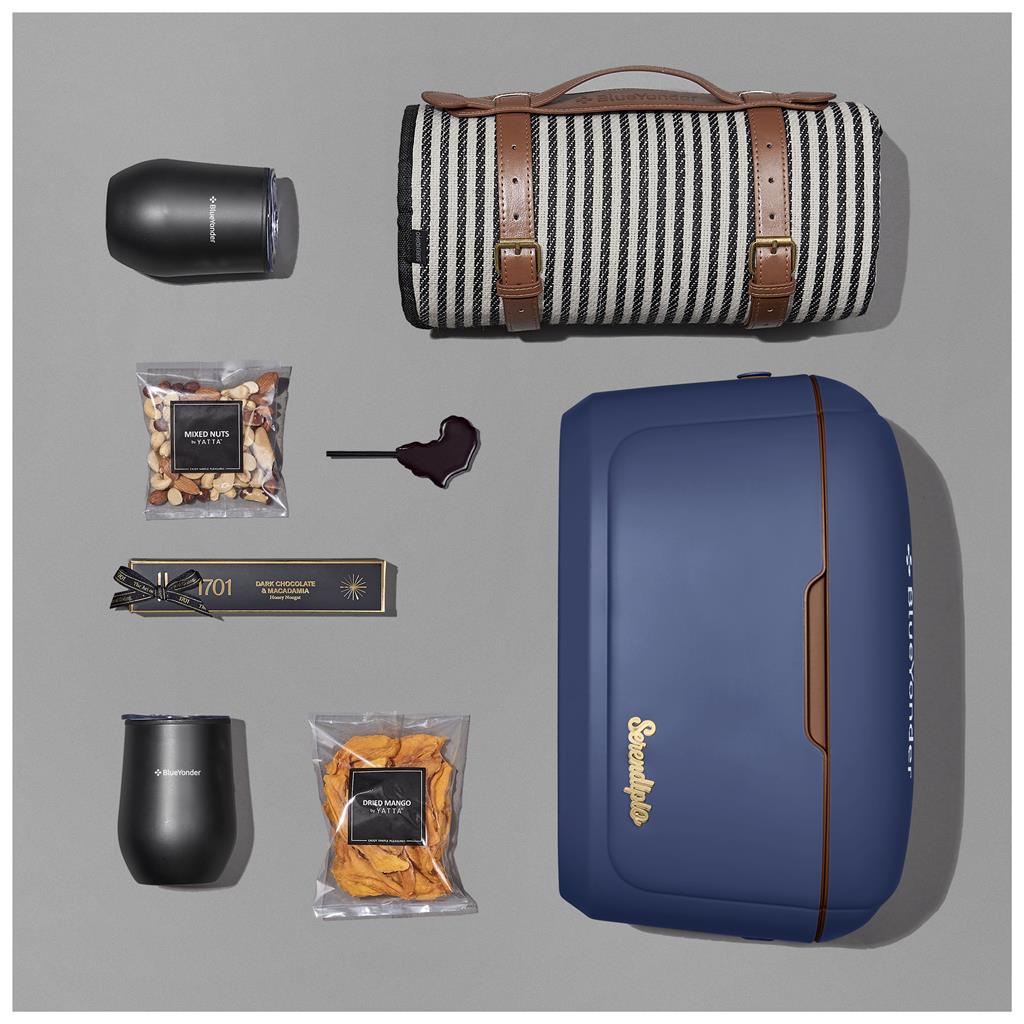 Yatta Sophisticated Soiree Hamper - Image 23