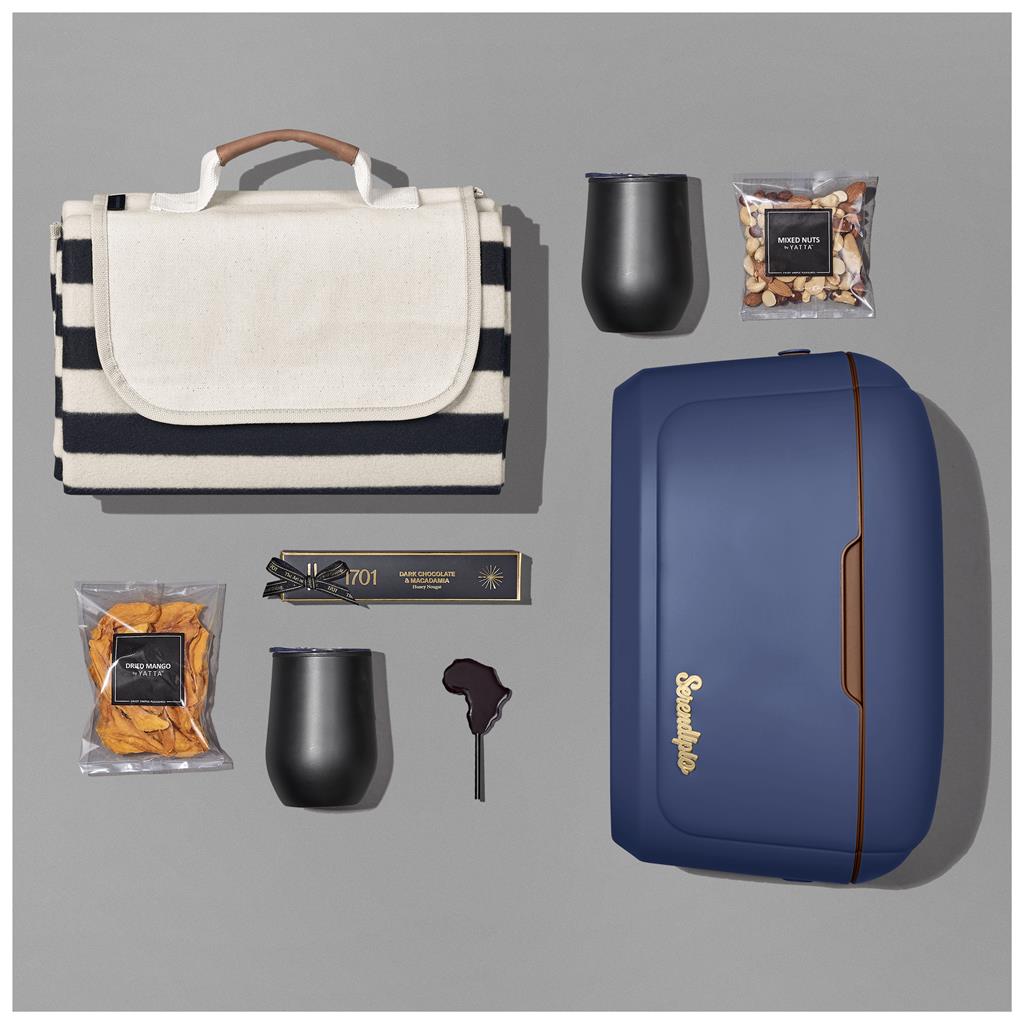 Yatta Outdoor Indulgence Hamper - Image 15