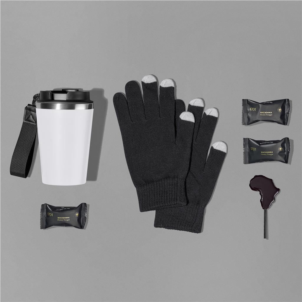 Yatta Cute & Cosy Hamper - Image 37