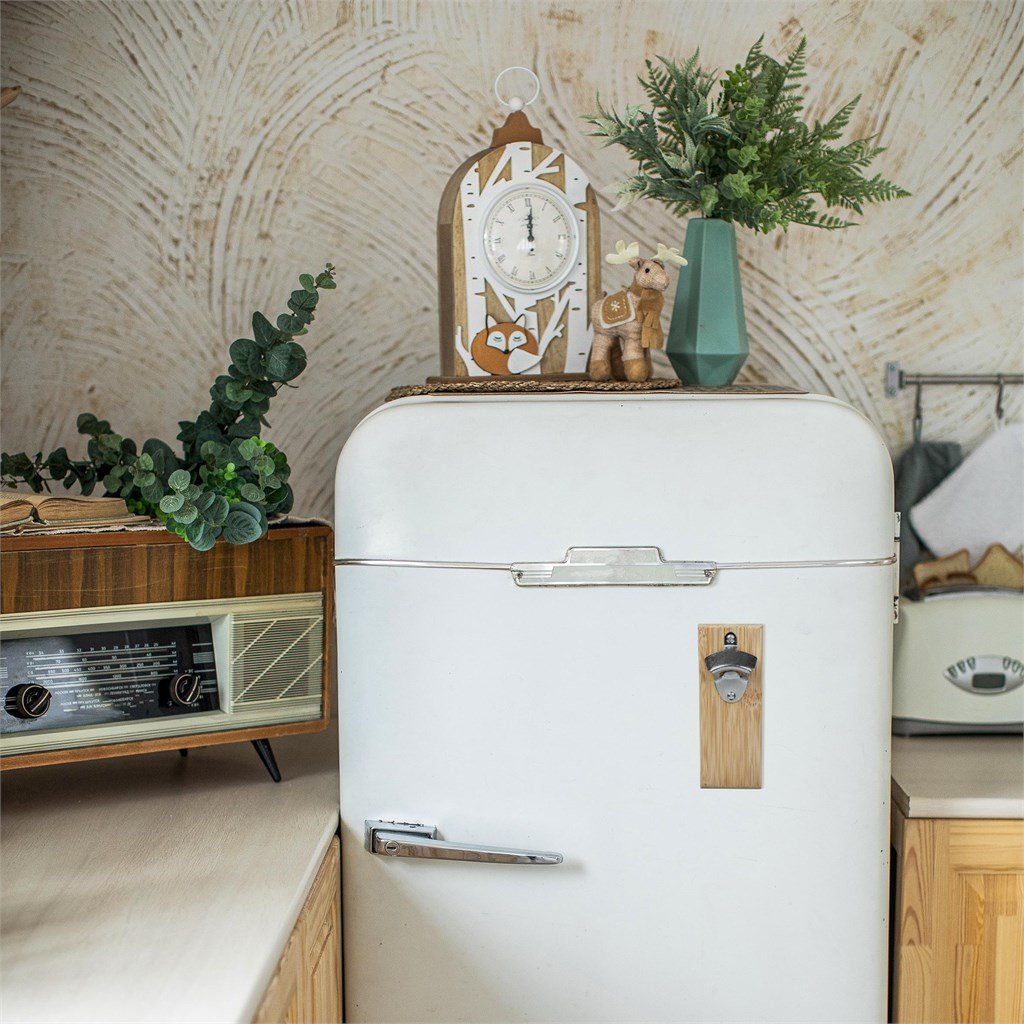 Okiyo Akeru Bamboo Fridge Bottle Opener - Image 8