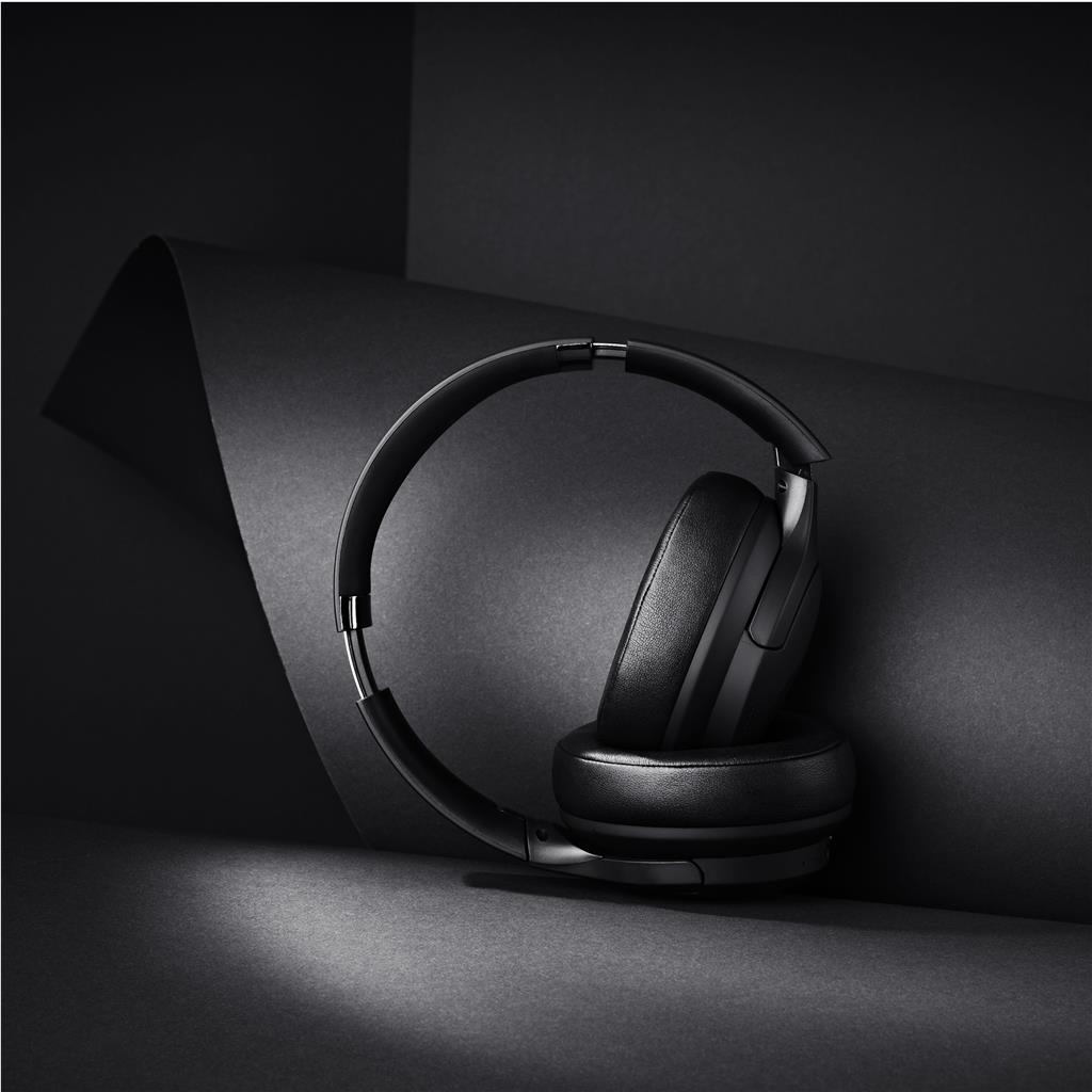 Alex Varga Utopia Active Noise-Cancelling Bluetooth Headphones - Image 7